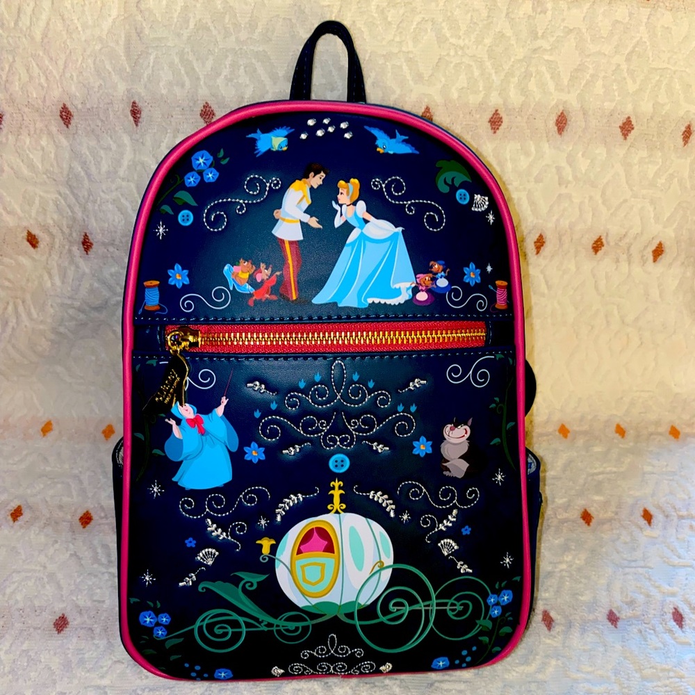 Loungefly Disney Cinderella Carriage Faux Leather Mini back pack with tags